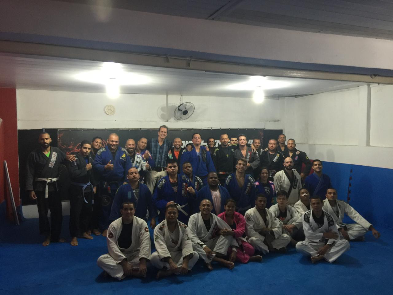 Projeto de Jiu-Jitsu e Capoeira no Complexo do Alemão 1